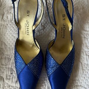 St. John Blue Heels with Elegant Design